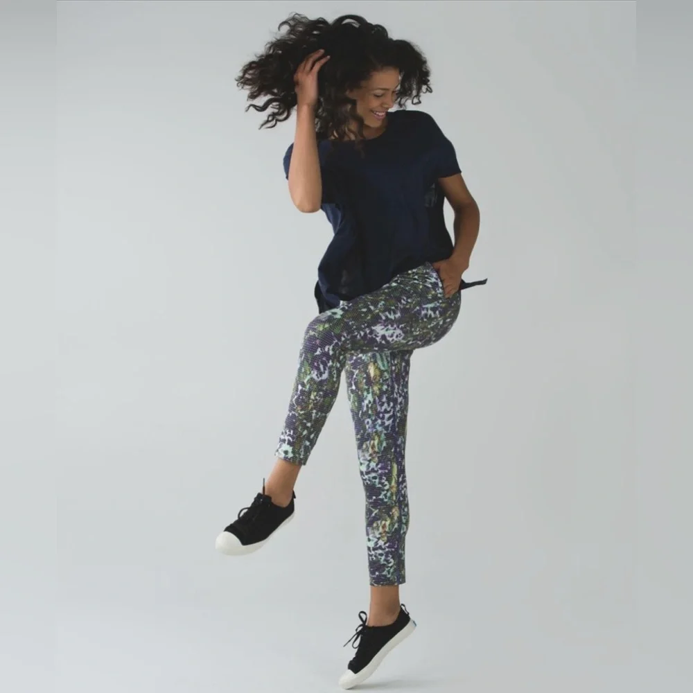 Lululemon Jet Crop Luxtreme Slim - Picture 2 of 11